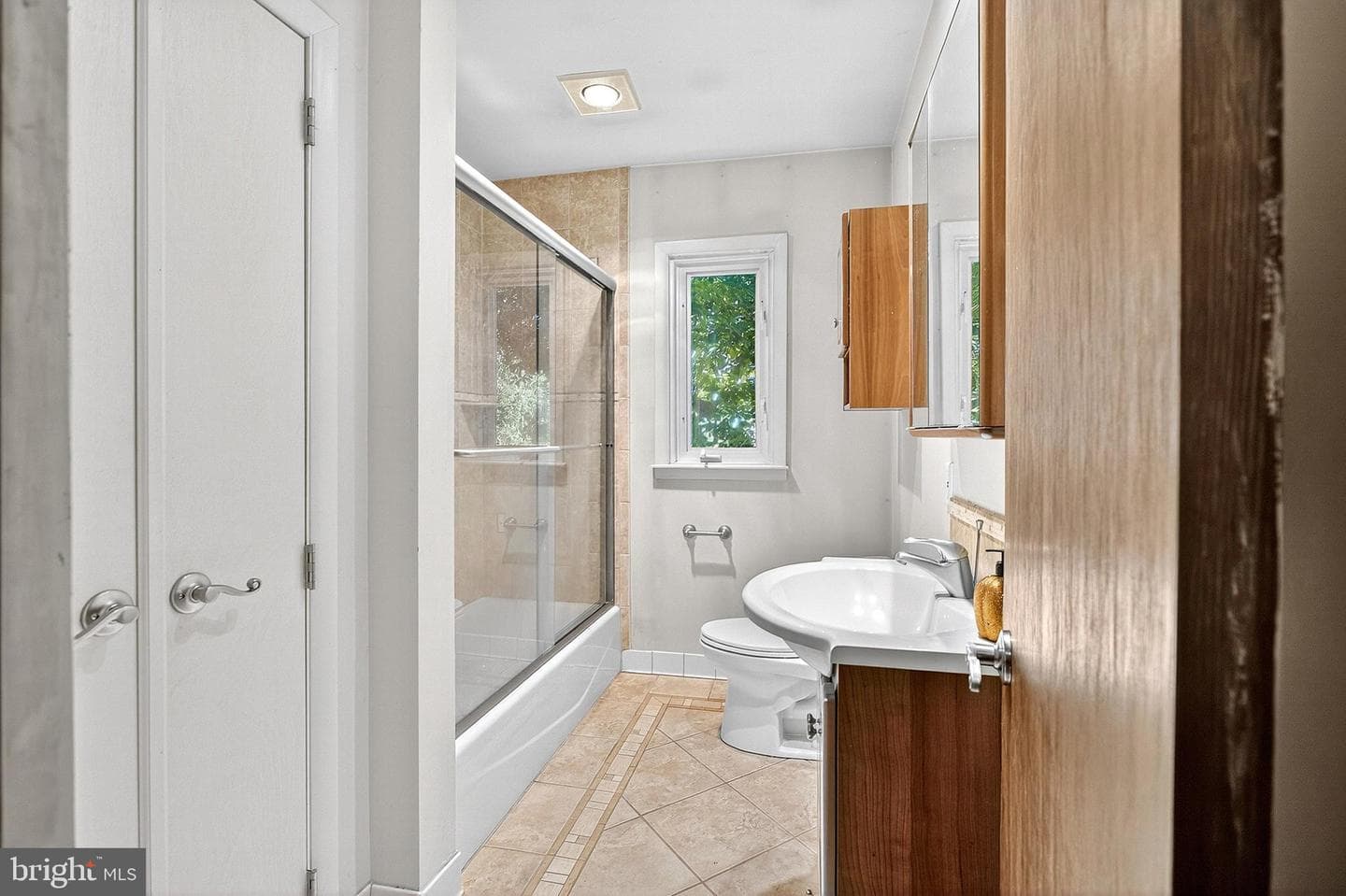666 E Lafayette Drive photo 30