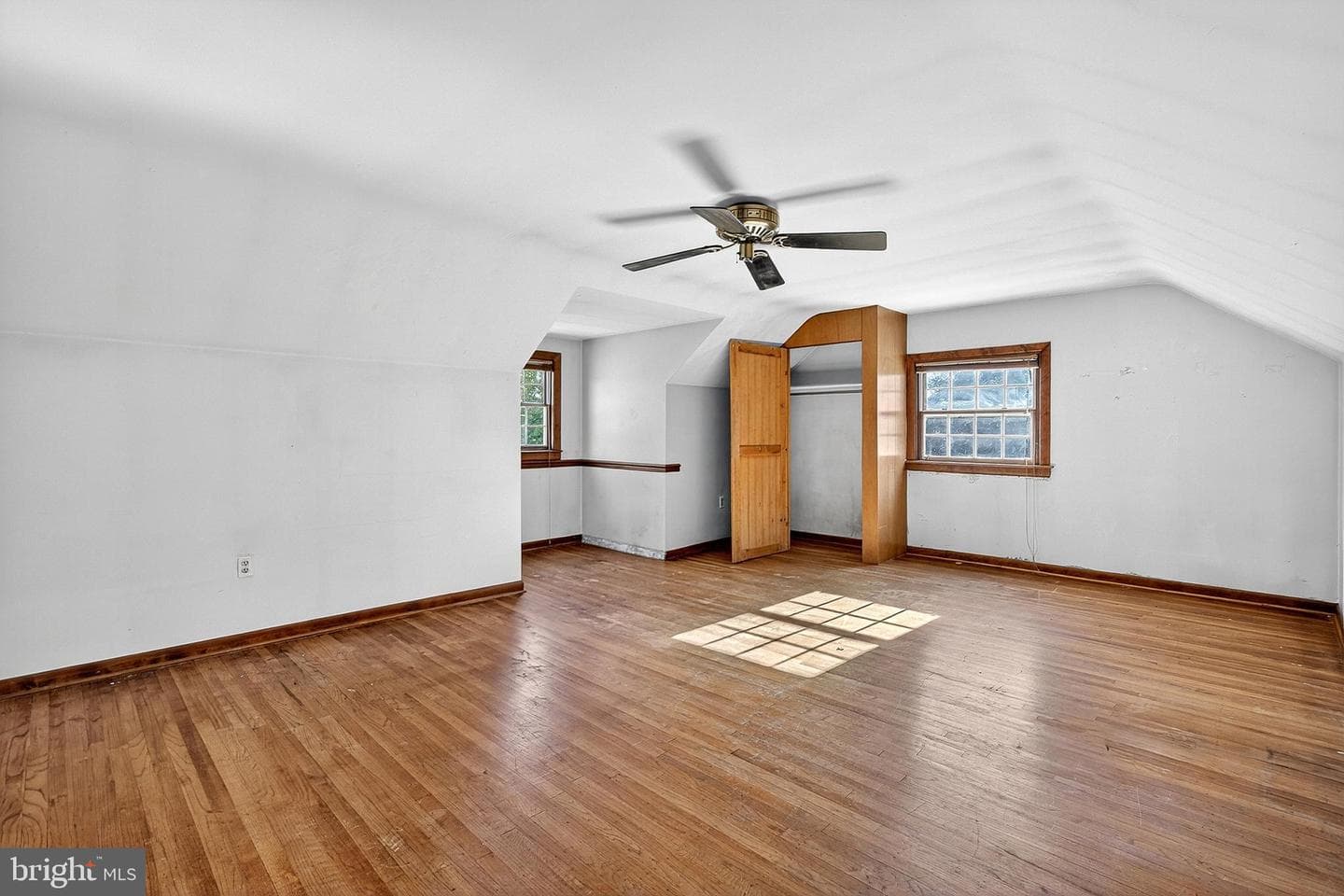 666 E Lafayette Drive photo 33