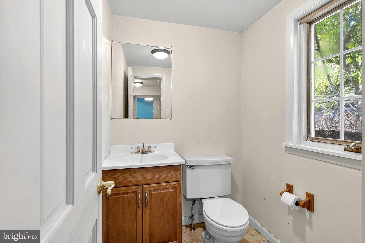 666 E Lafayette Drive photo 39