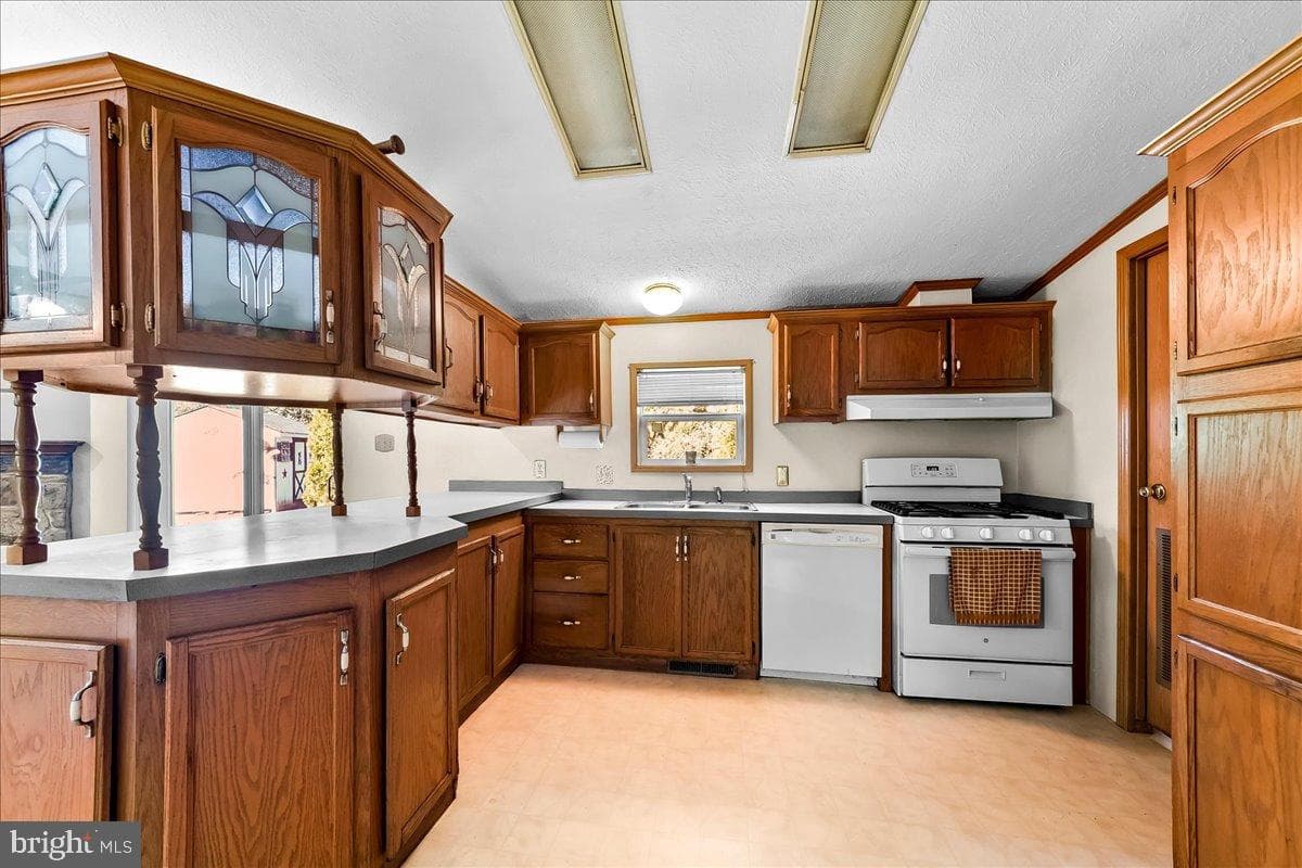 448 N Mill Road photo 11