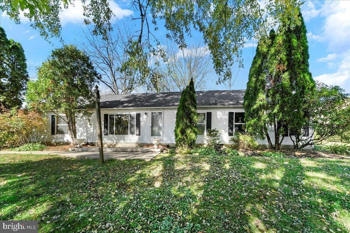 448 N Mill Road photo 2