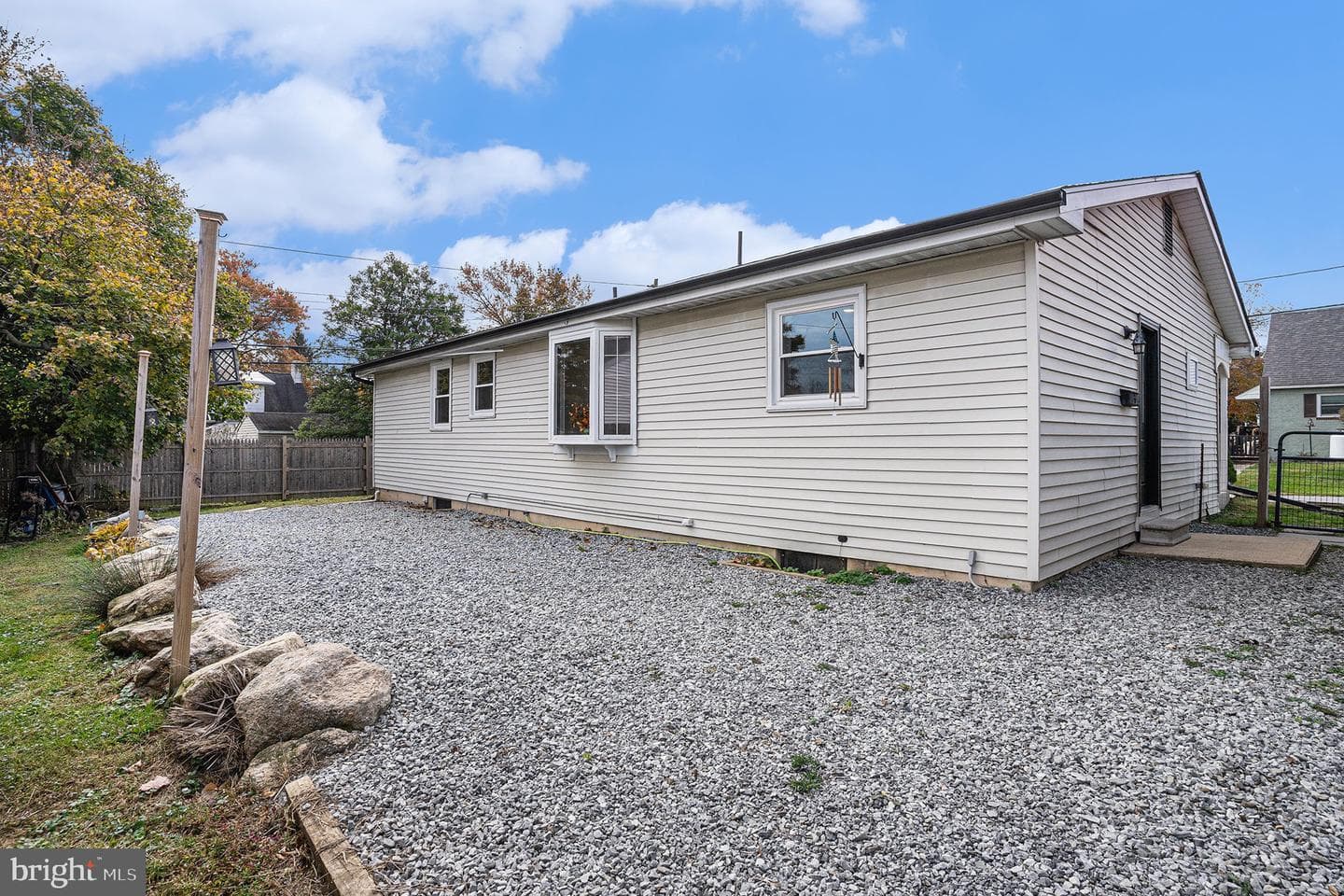 301 E Bridge Street photo 24