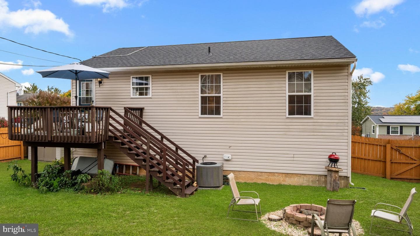 32 Lafayette Avenue photo 31