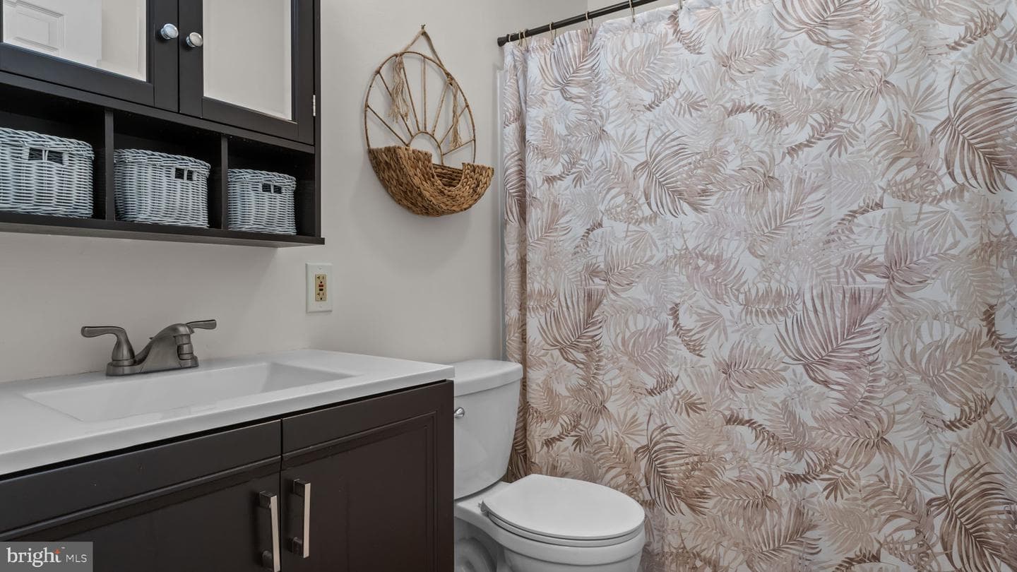 32 Lafayette Avenue photo 9