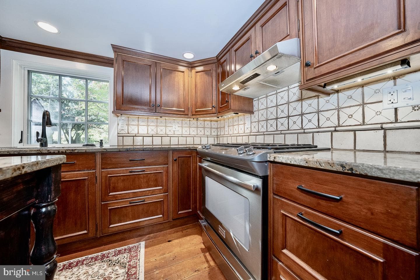 525 Hopewell Road photo 19