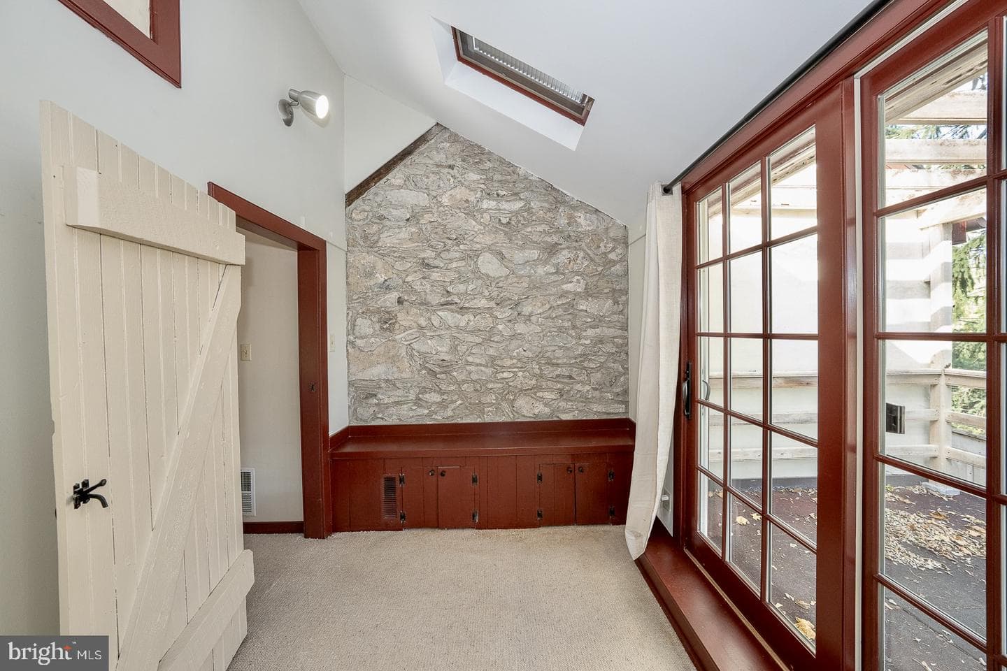 525 Hopewell Road photo 41