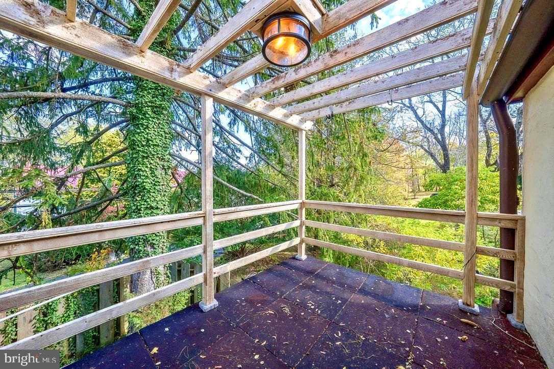 525 Hopewell Road photo 43
