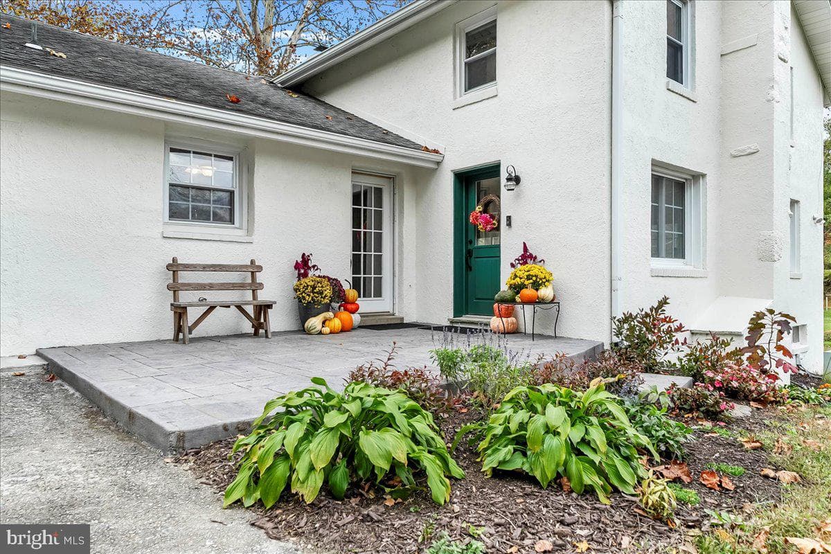 132 Hess Mill Road photo 2