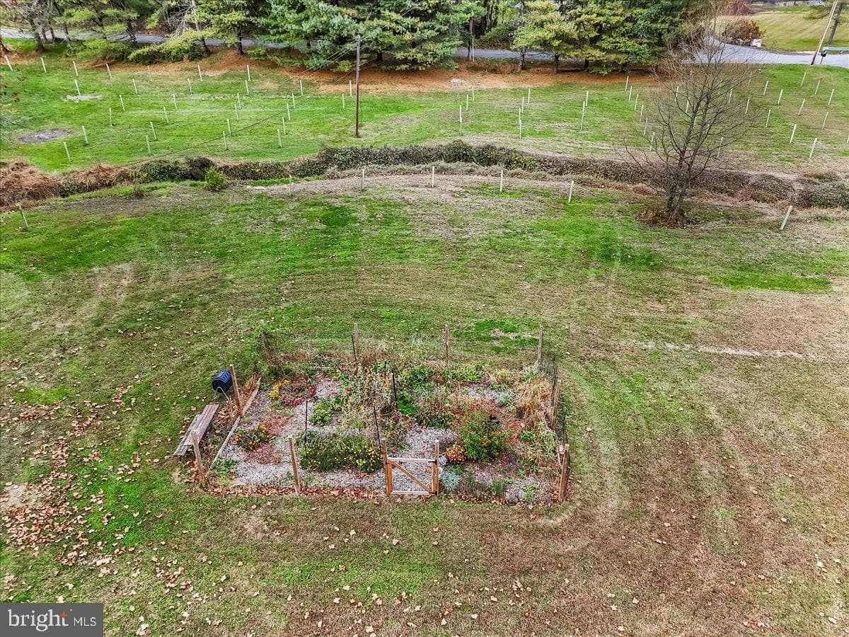 132 Hess Mill Road photo 52
