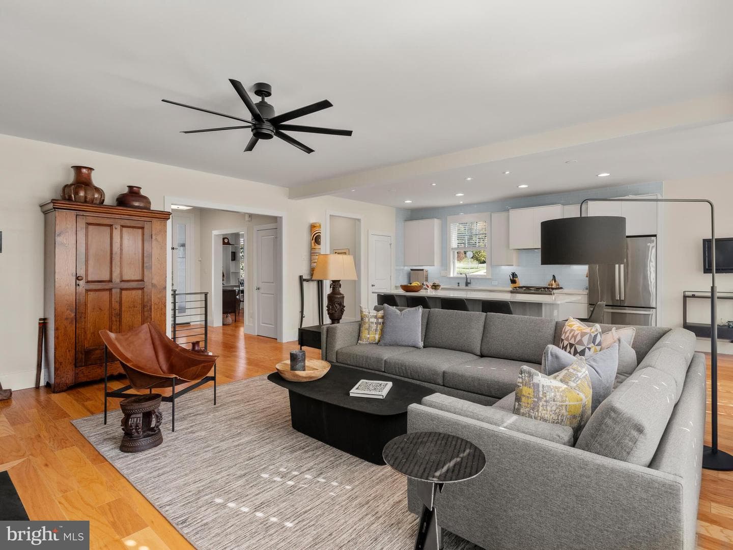 24 Radnor Lane photo 17