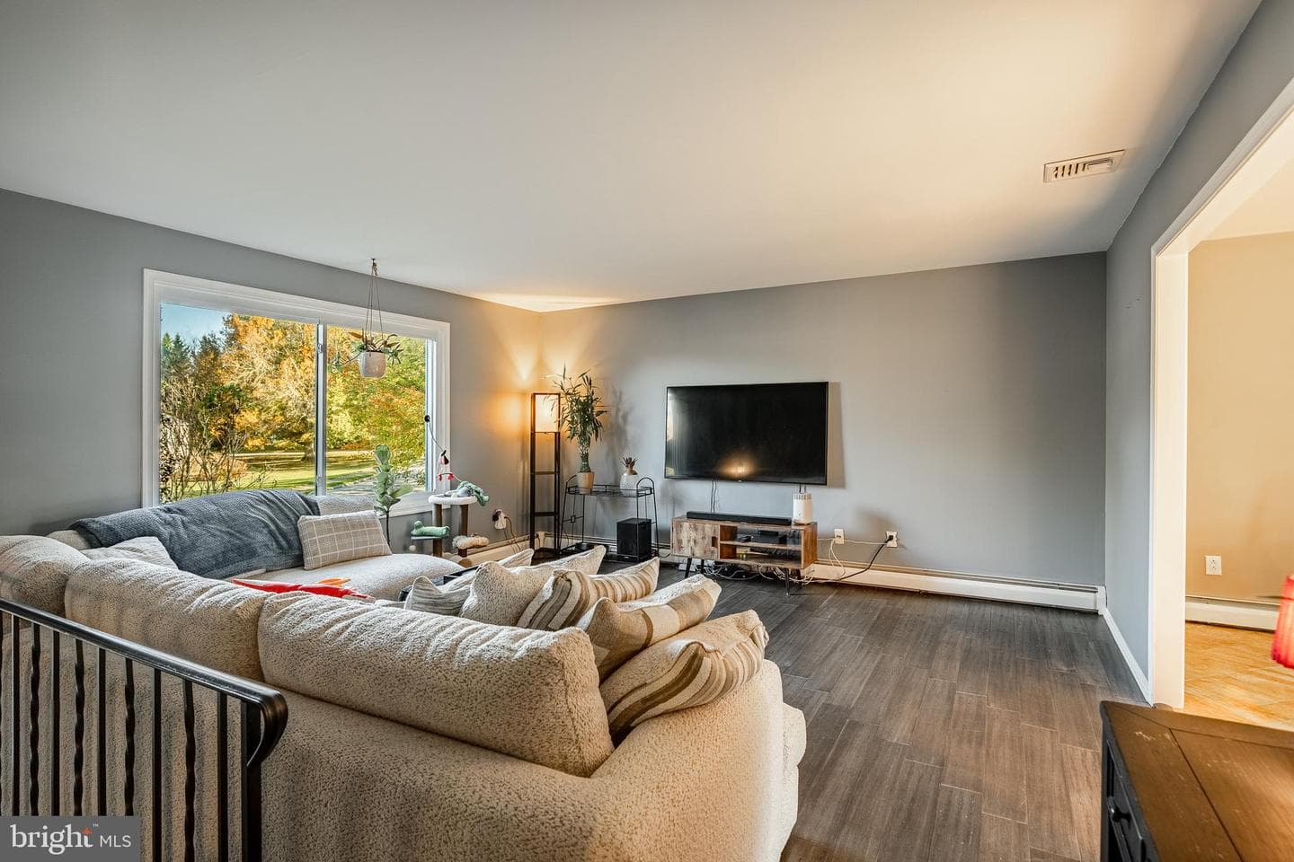103 Jay Avenue photo 12