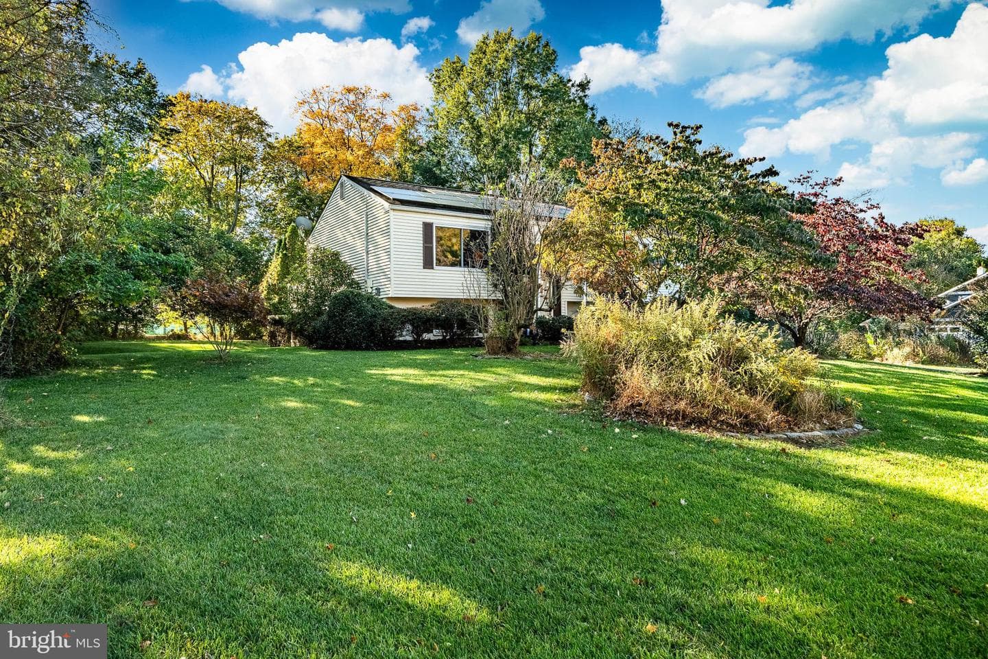 103 Jay Avenue photo 2