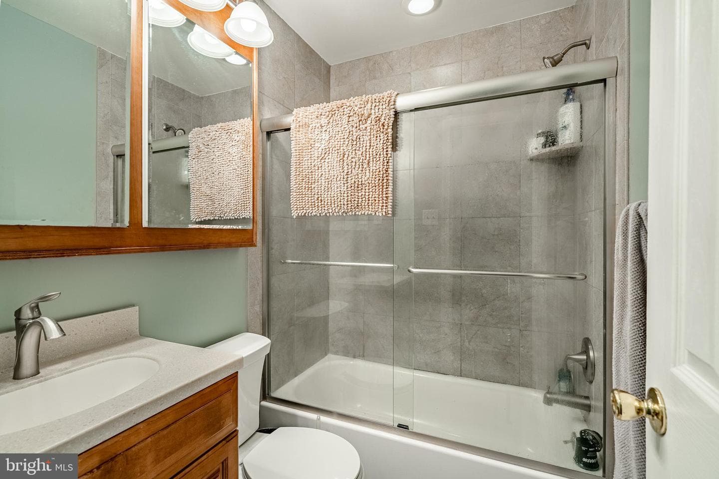 103 Jay Avenue photo 22