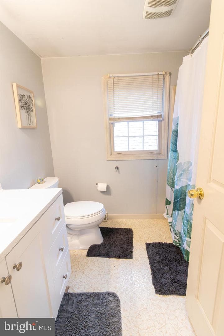 214 Armstead Court photo 24