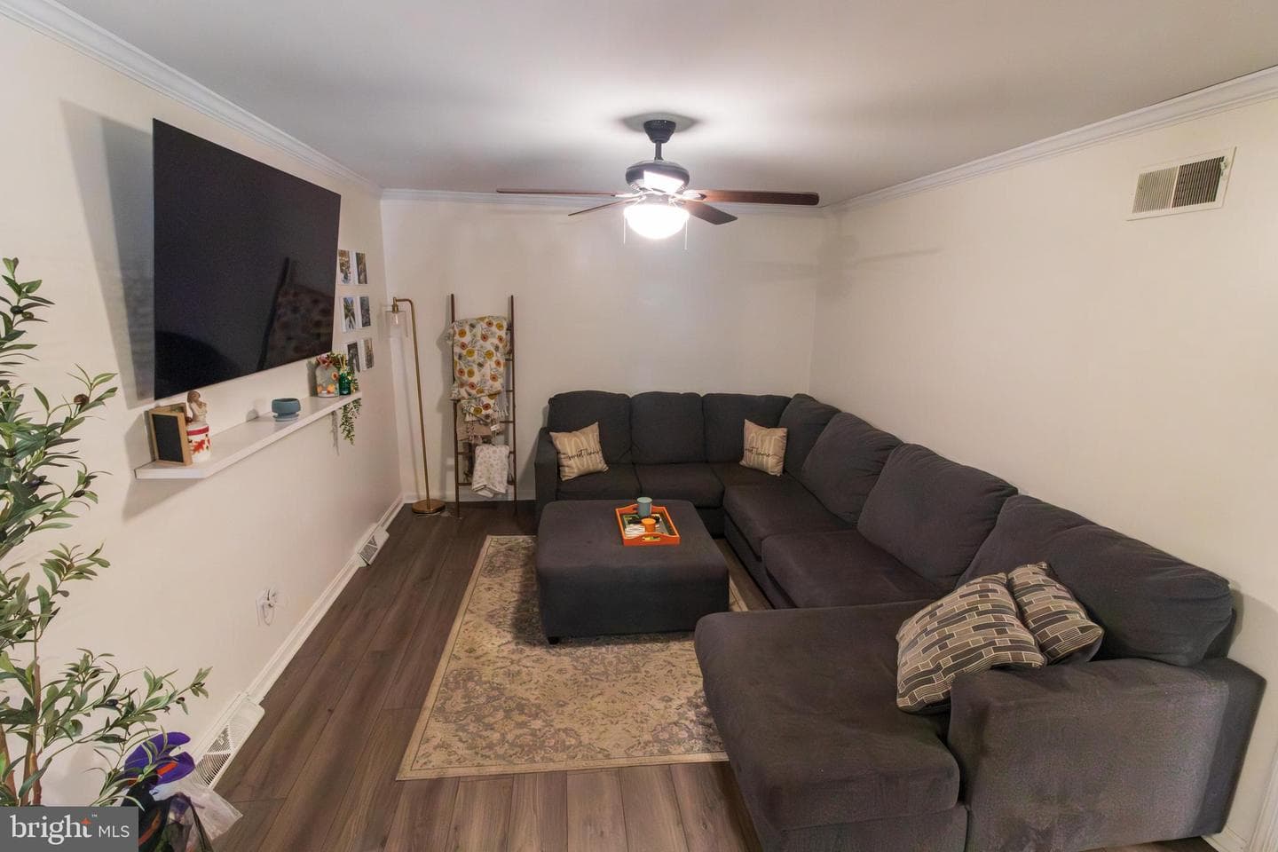 214 Armstead Court photo 5