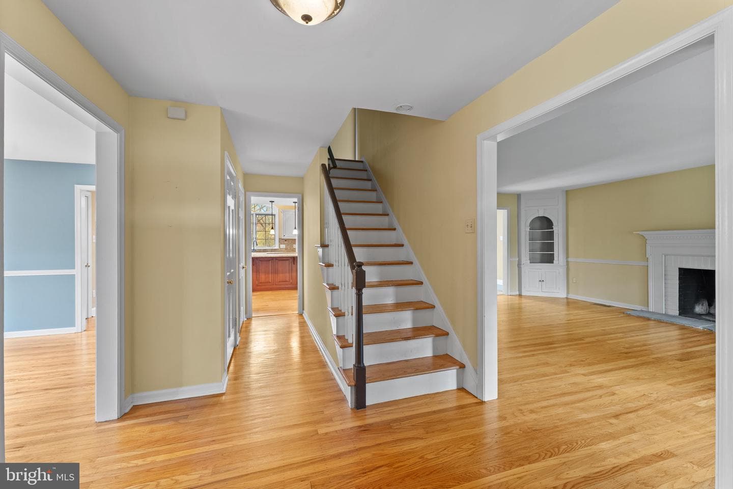 520 Hawthorne Place photo 8