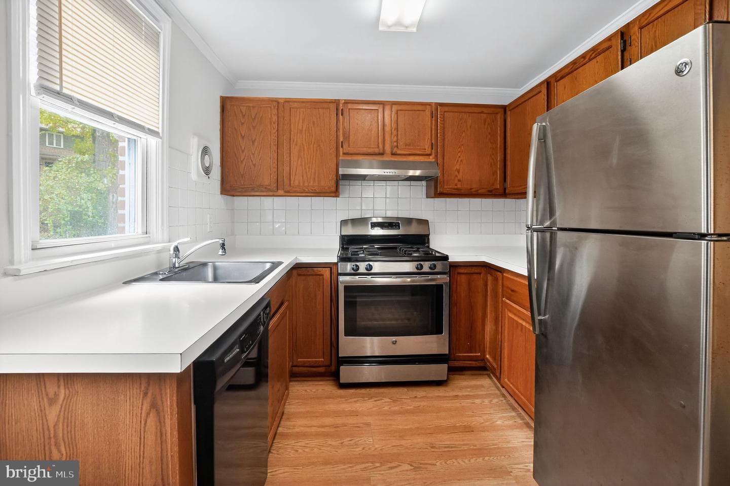 276 Valley View Road photo 5
