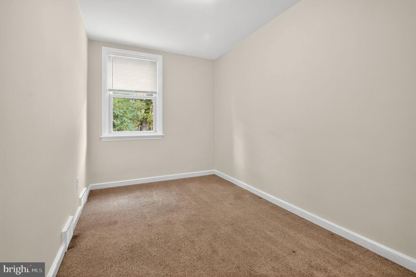 276 Valley View Road photo 9