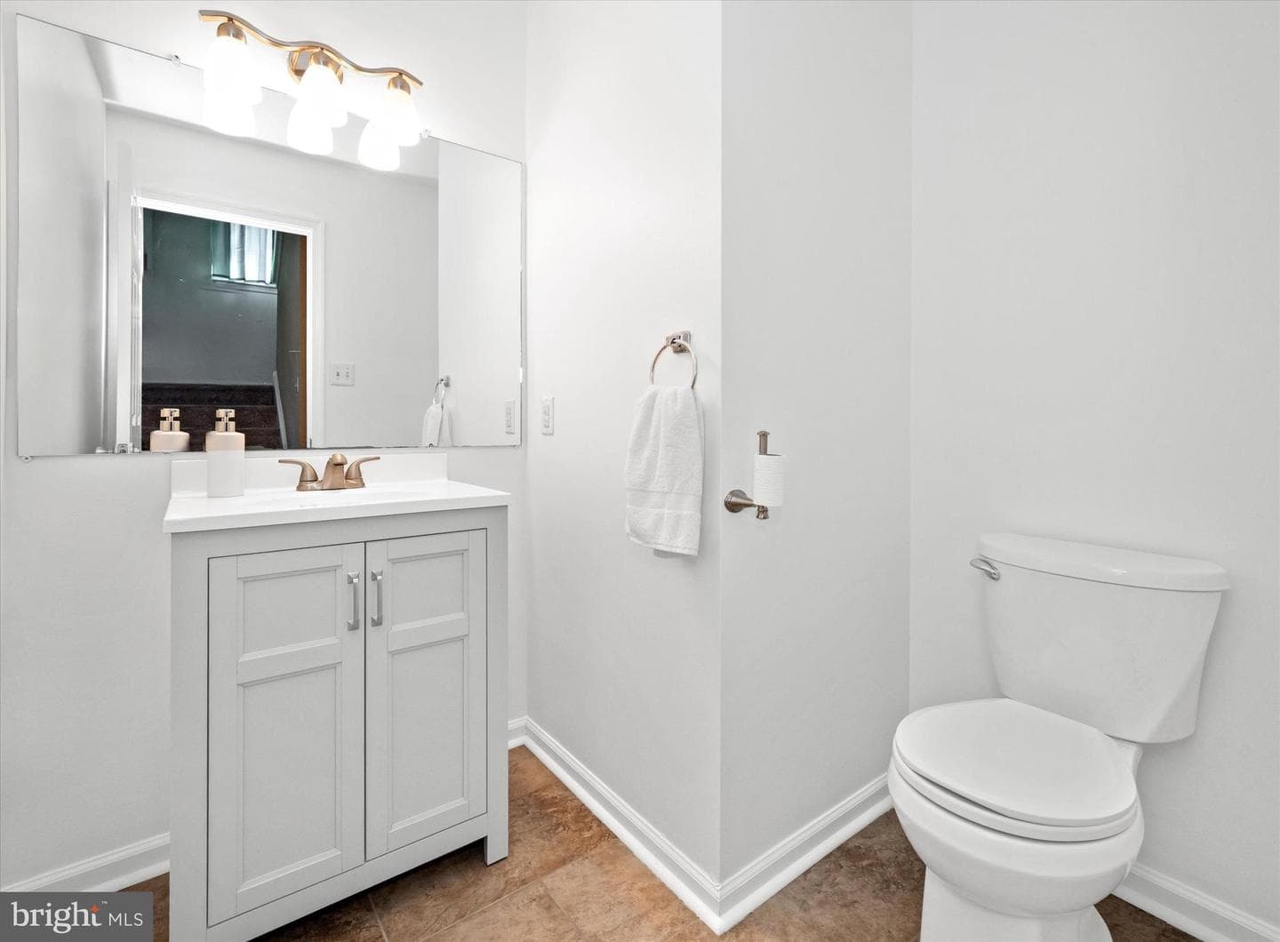 115 W Hillside Drive photo 18