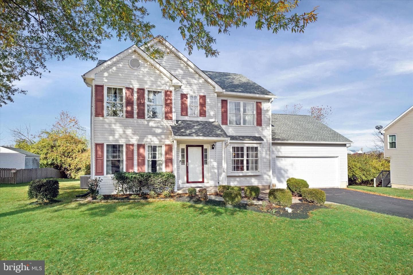 115 W Hillside Drive photo 3
