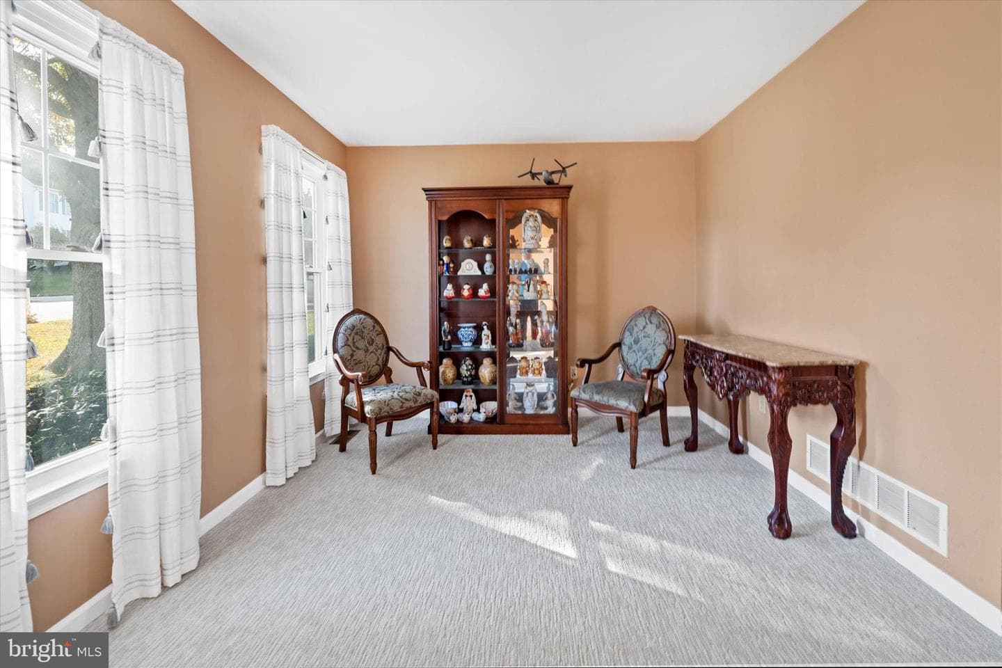 115 W Hillside Drive photo 5