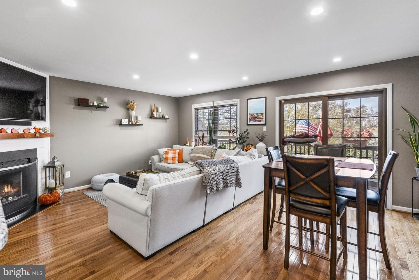 248 Yorkminster Road photo 15