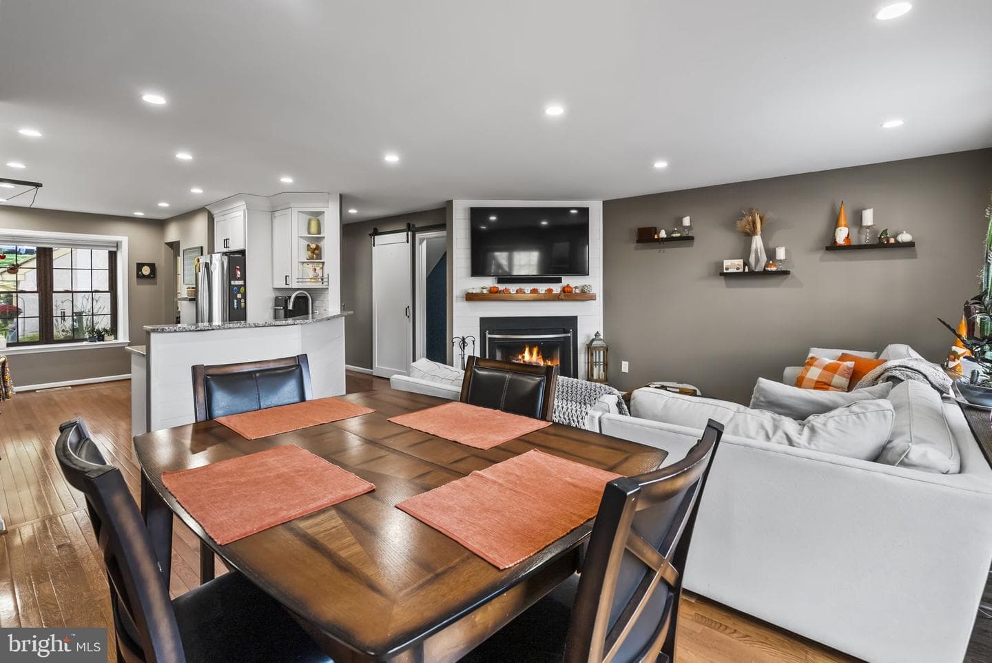 248 Yorkminster Road photo 16
