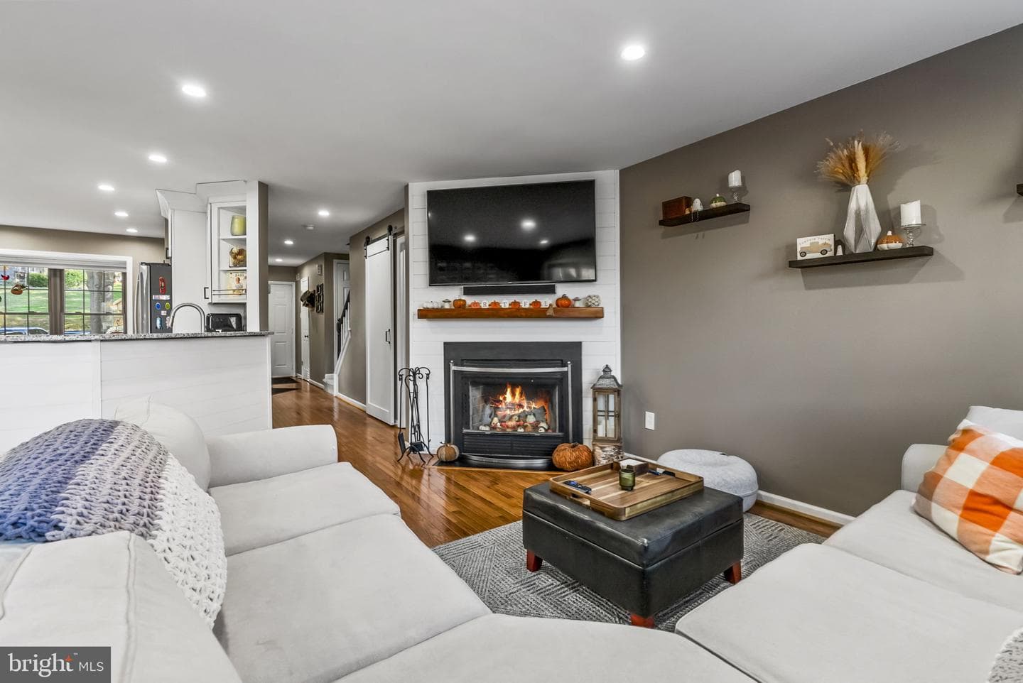 248 Yorkminster Road photo 17