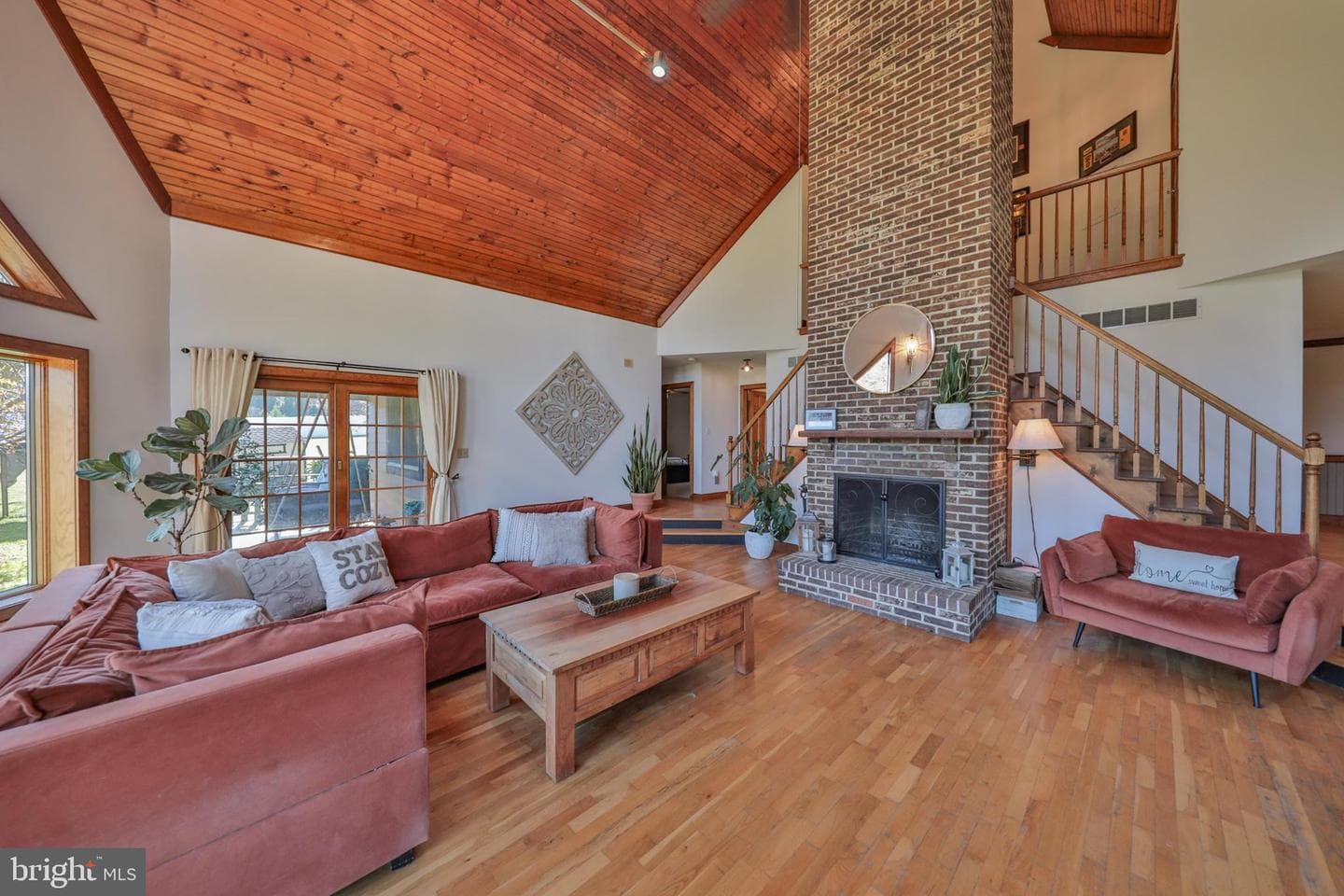 33 Woodland Drive photo 14