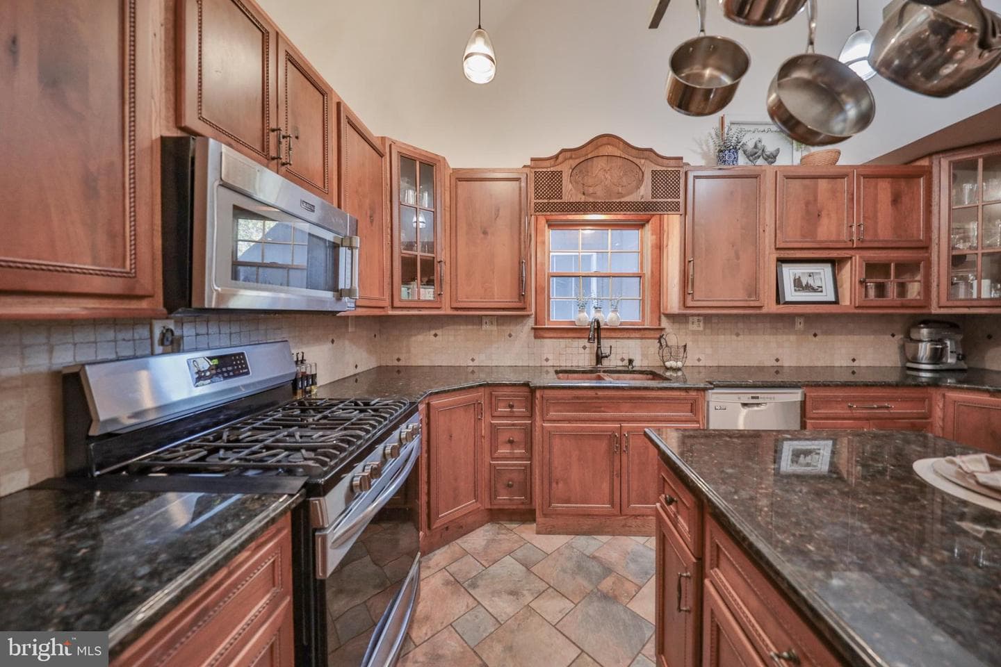 33 Woodland Drive photo 17