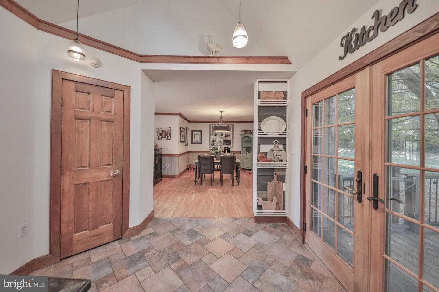 33 Woodland Drive photo 22