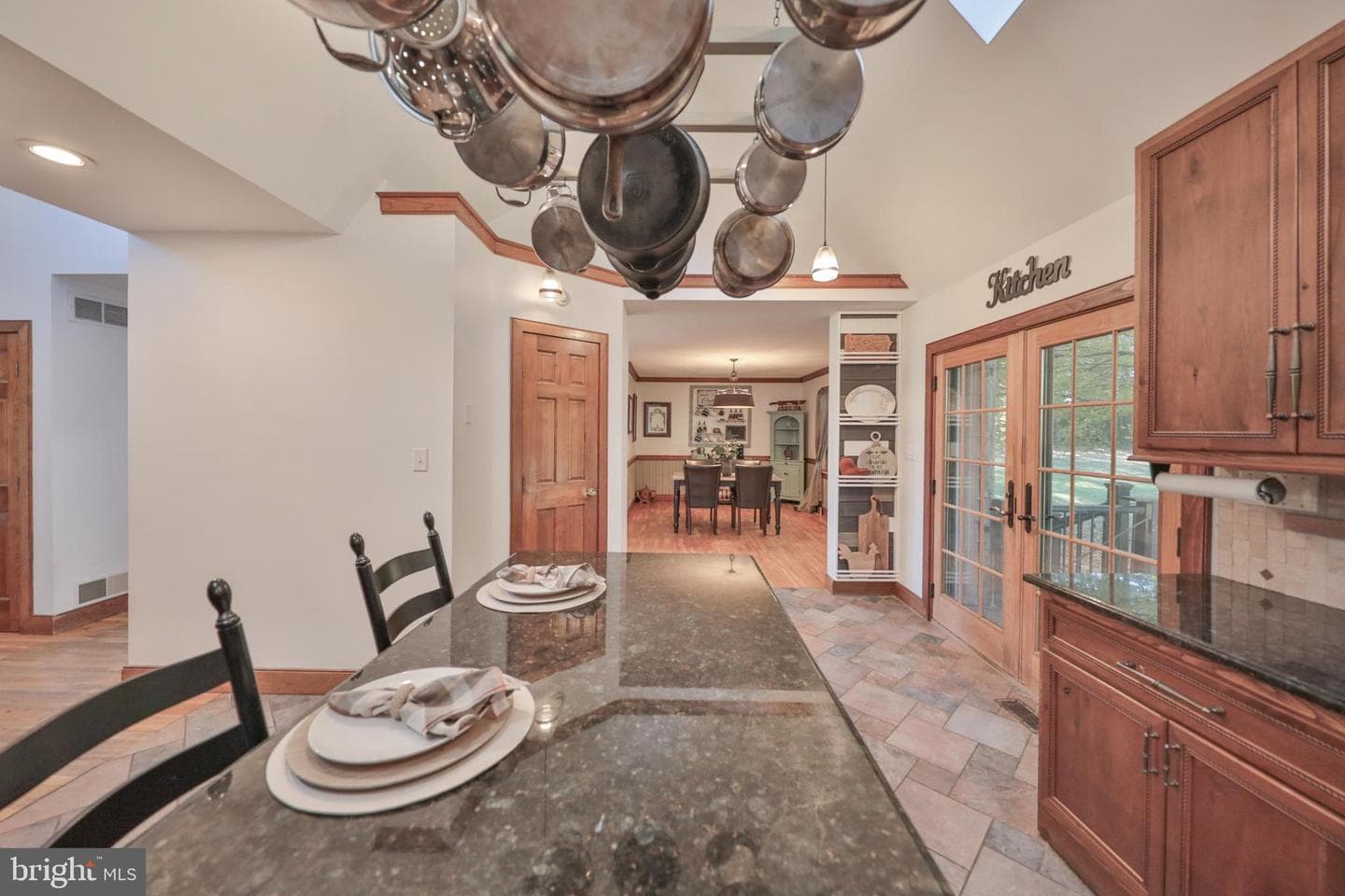 33 Woodland Drive photo 25