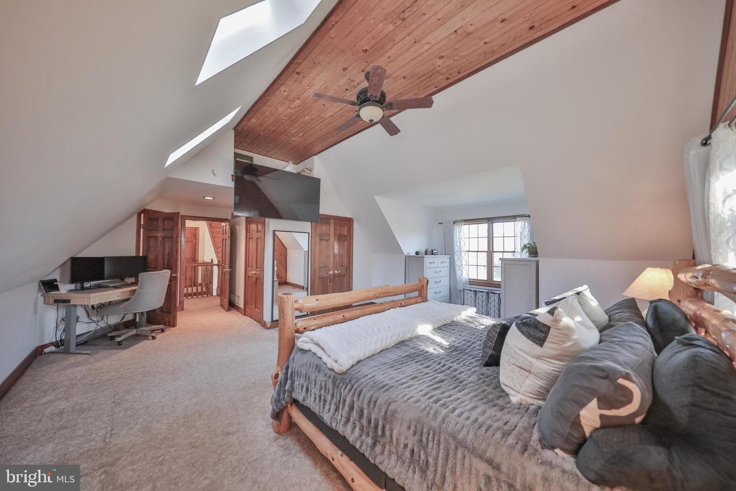 33 Woodland Drive photo 36