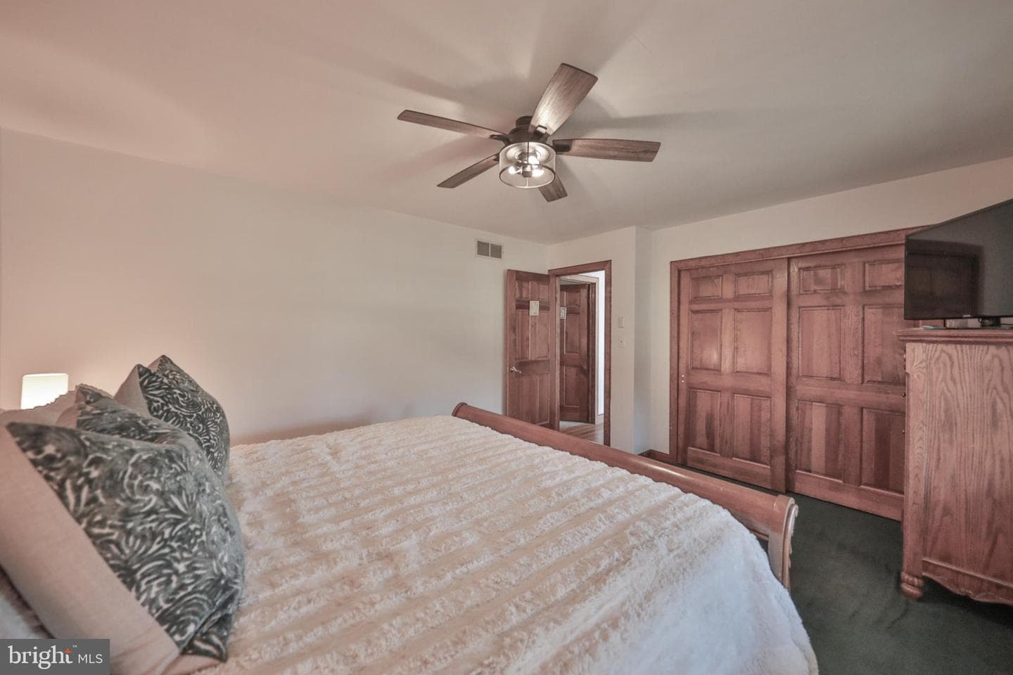33 Woodland Drive photo 54