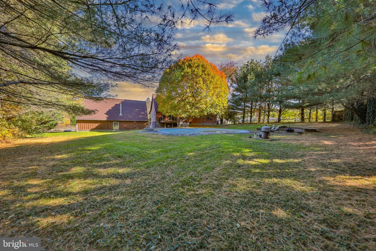 33 Woodland Drive photo 60