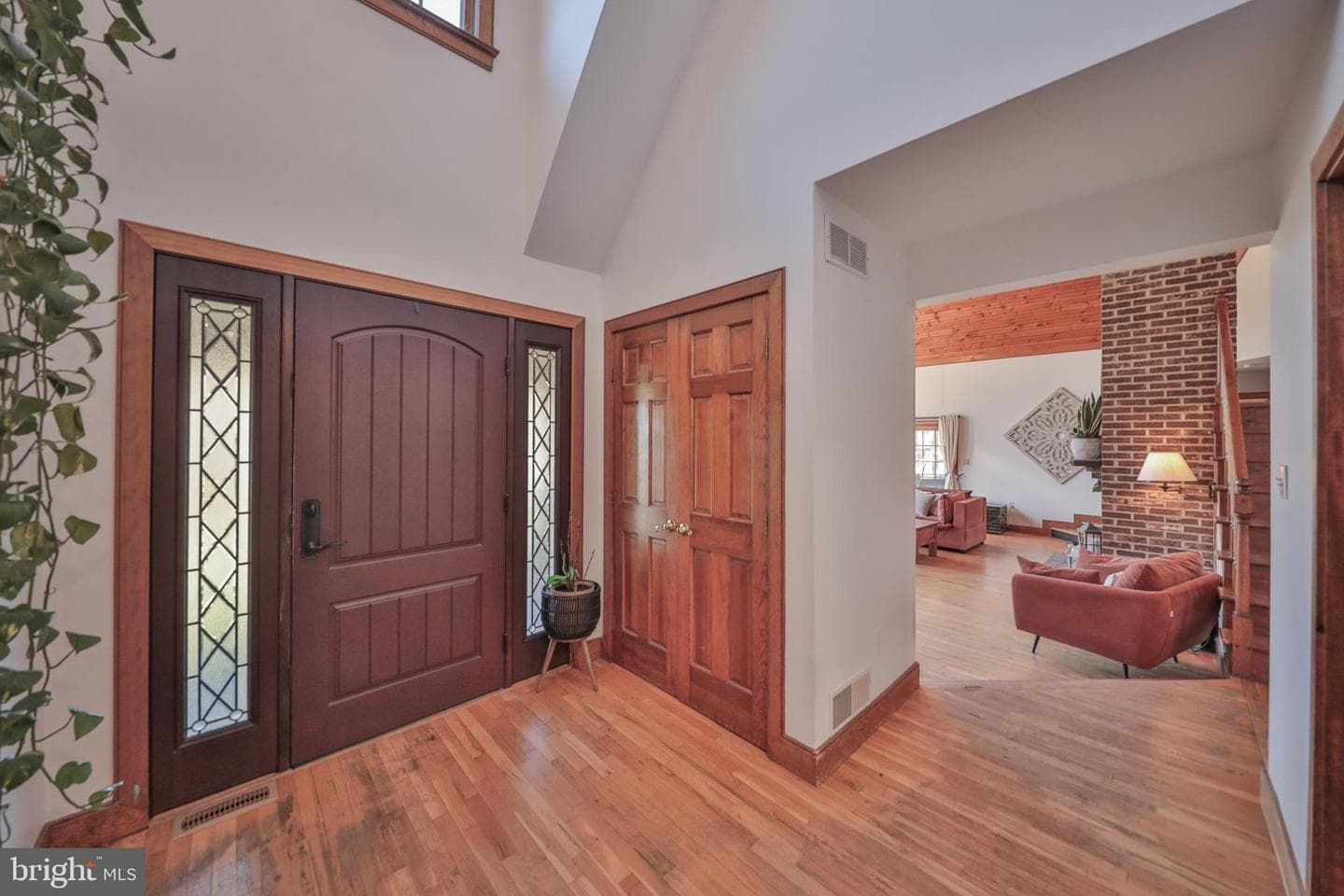 33 Woodland Drive photo 8
