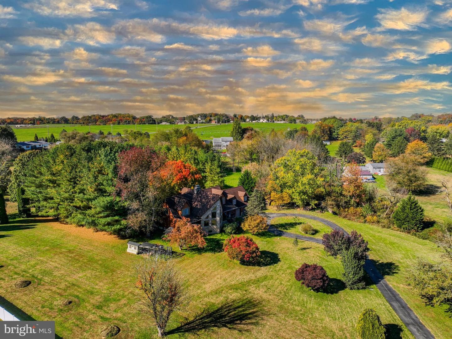 33 Woodland Drive photo 86