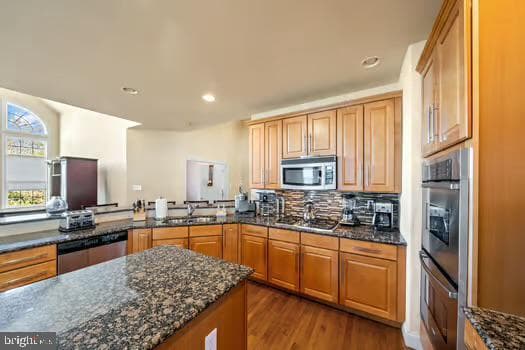 254 Hendrickson Lane photo 21