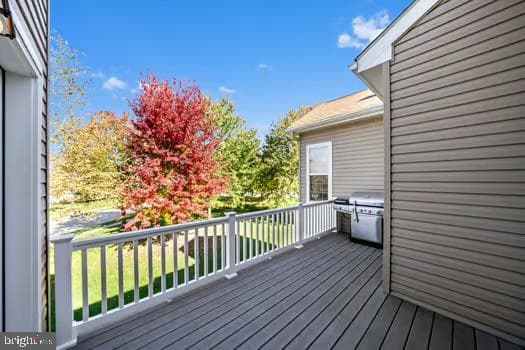 254 Hendrickson Lane photo 3