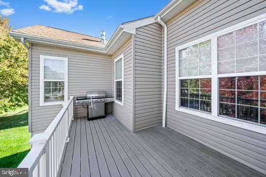 254 Hendrickson Lane photo 4