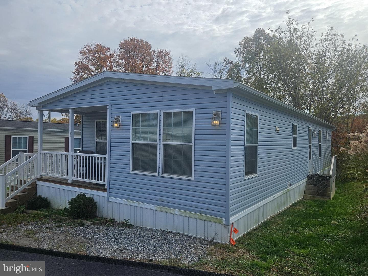 98 Erica Circle photo 2
