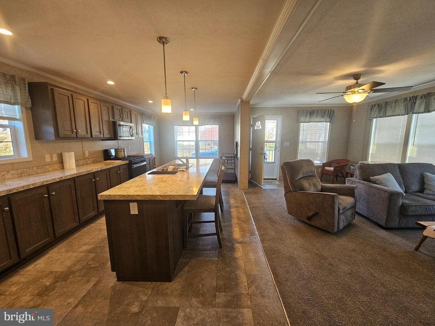98 Erica Circle photo 5