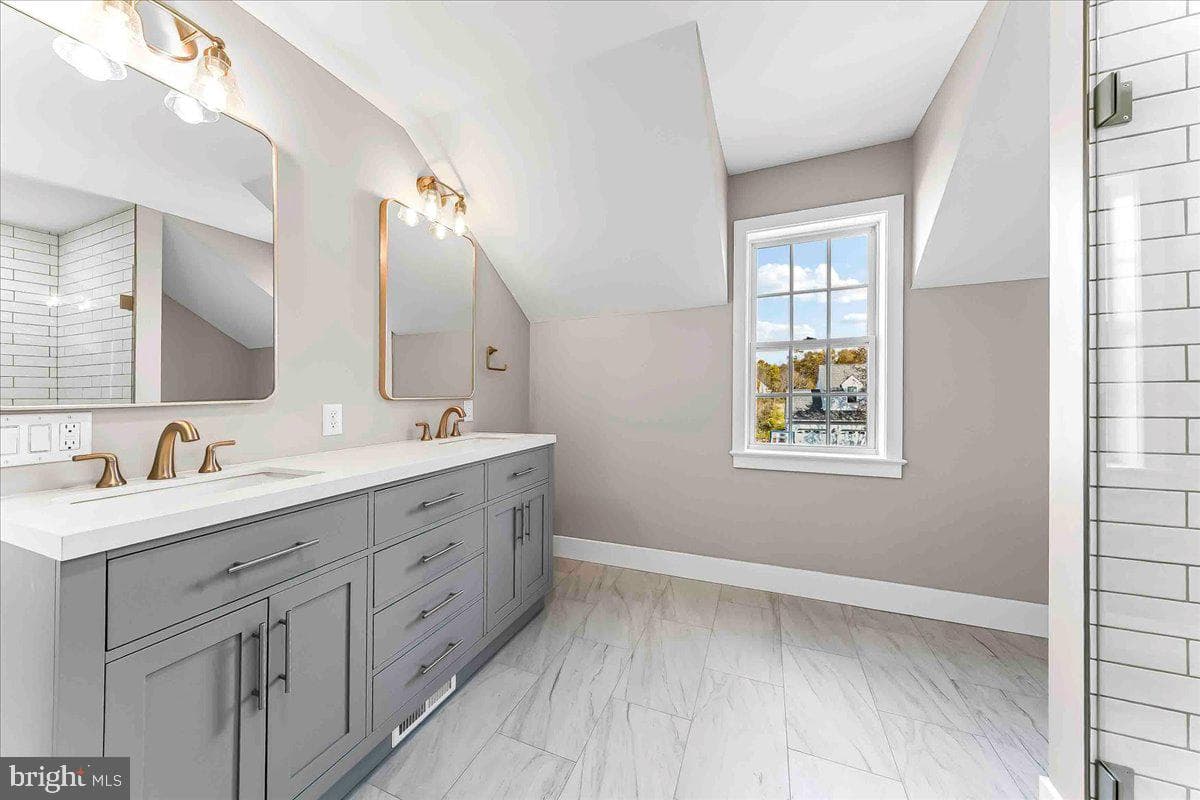 9 Nelson Road photo 23