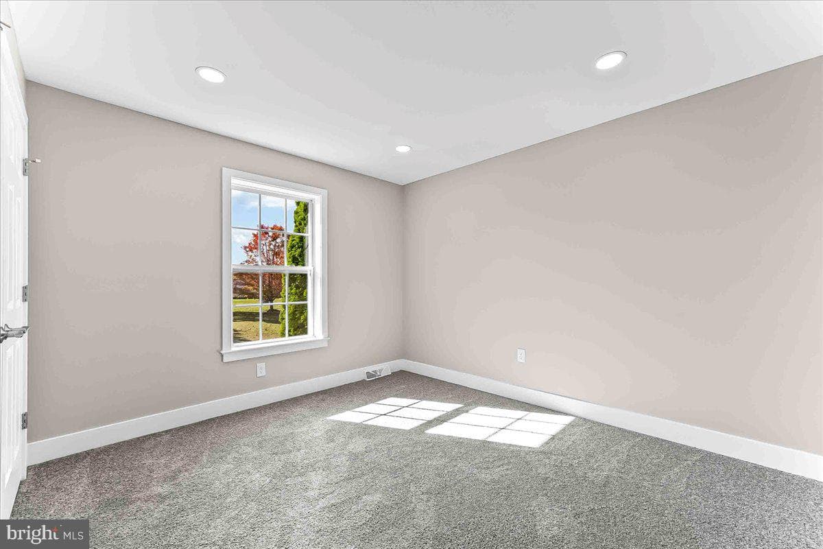 9 Nelson Road photo 25