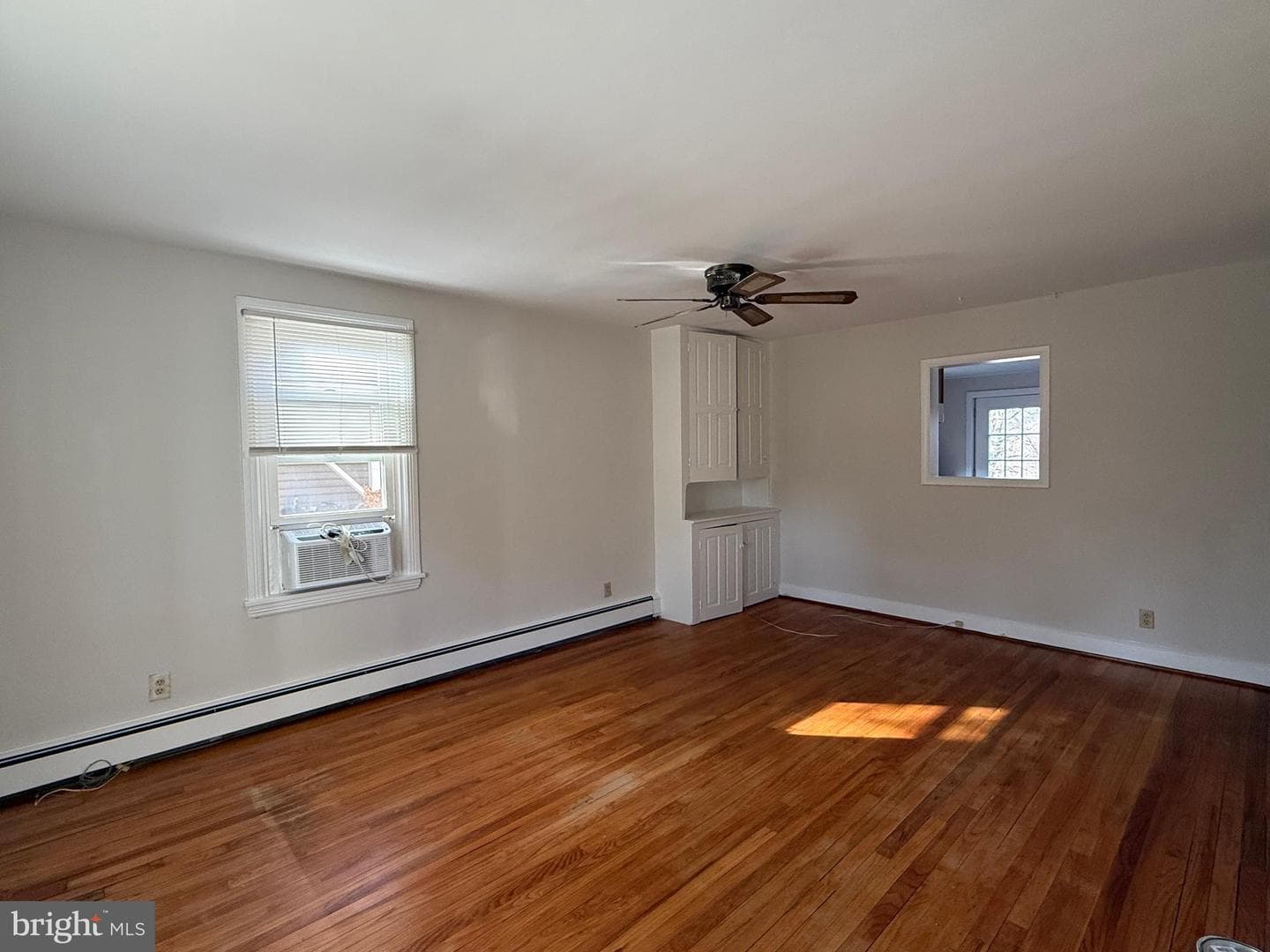 121 E Harmony Road photo 21