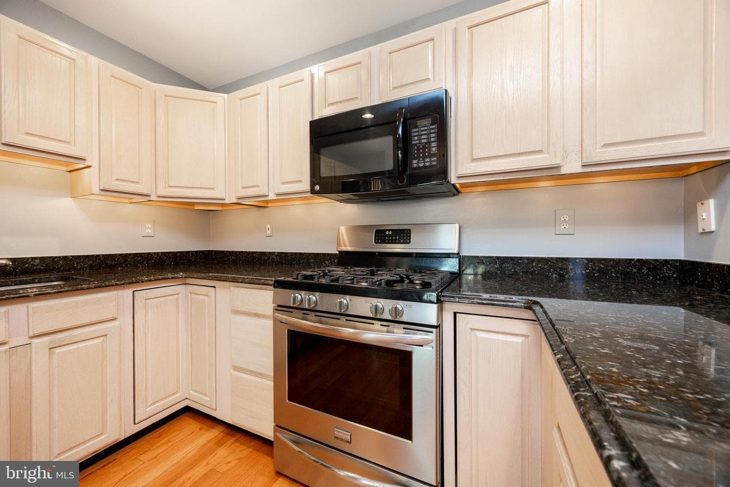 3830 Honey Locust Drive photo 12