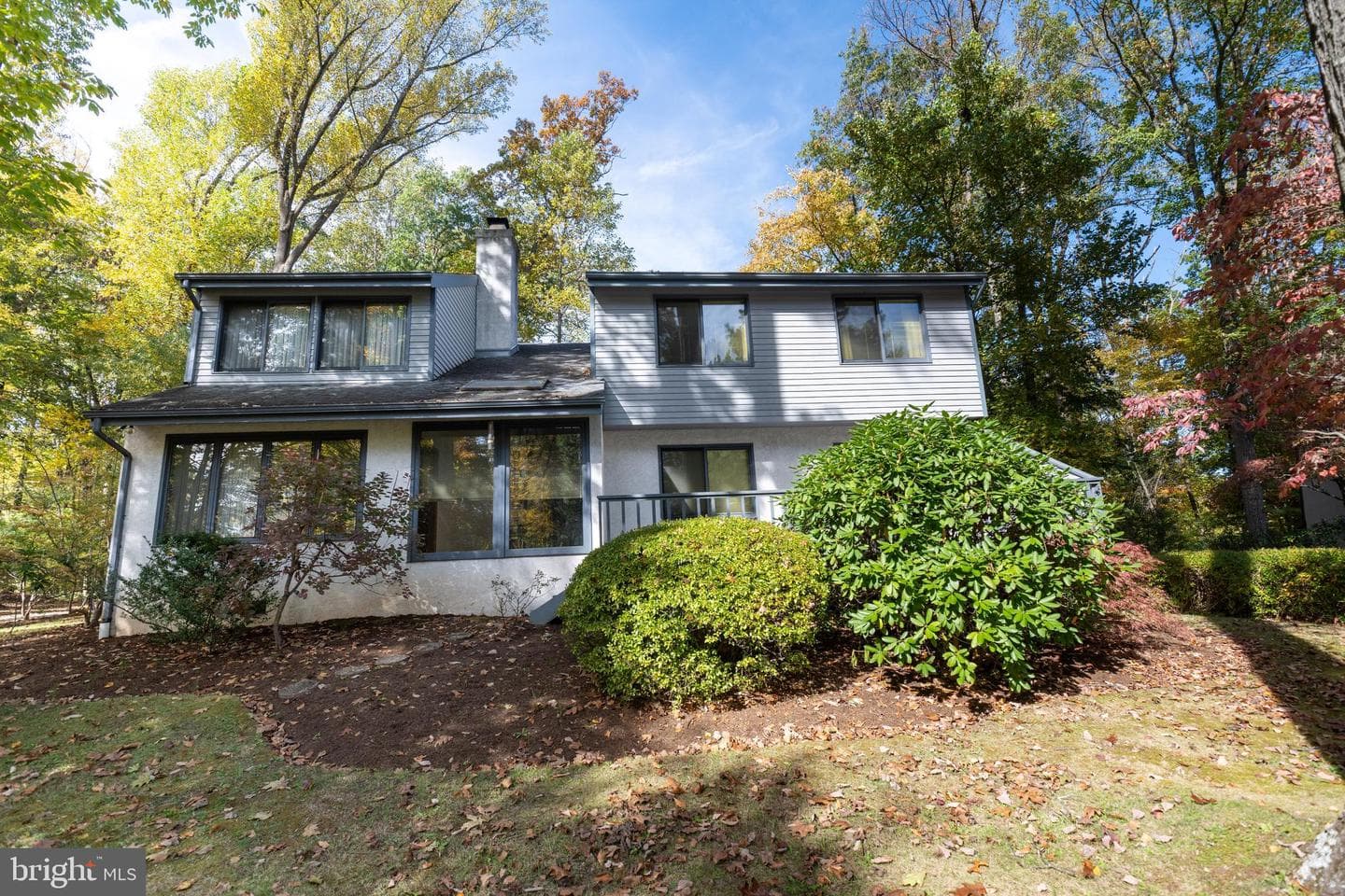 2102 Quail Ridge Drive photo 2
