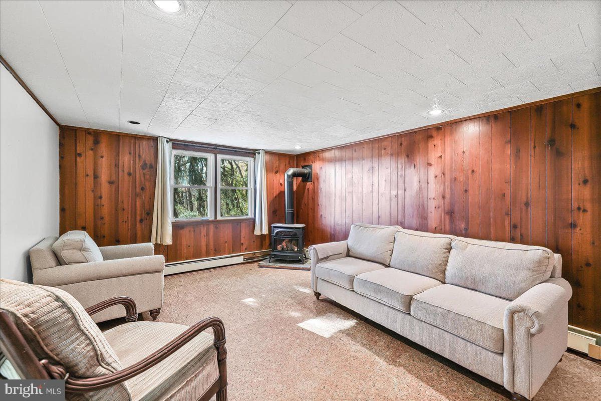 350 Saginaw Road photo 14