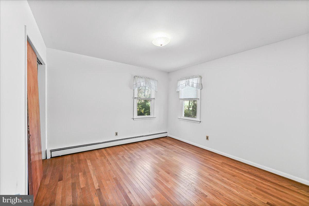 350 Saginaw Road photo 17