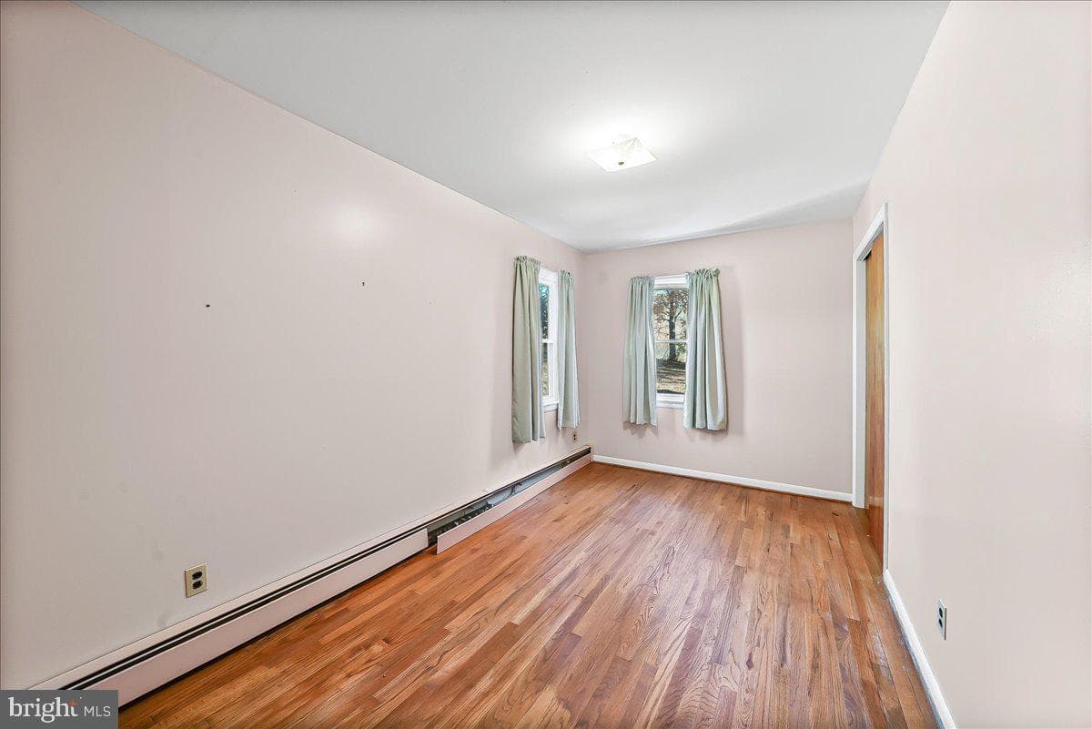 350 Saginaw Road photo 18